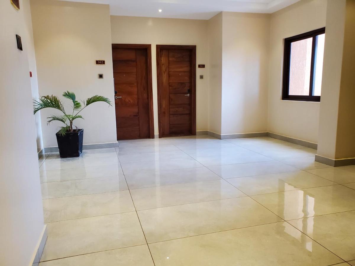 Millennium Terrace Hotel Kampala Exteriör bild